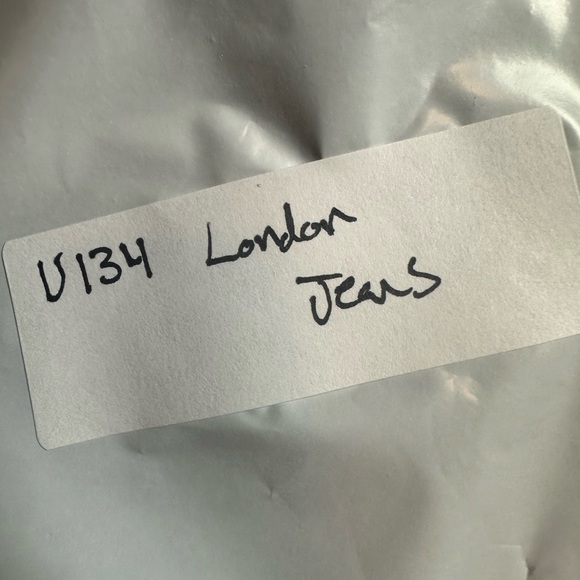 Vintage London Jeans Womens 2 Straight Leg Blue Denim Medium Wash Y2K 90s - Picture 11 of 11